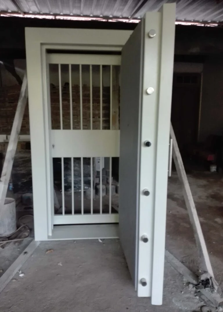 Foto 3 Pintu Khazanah Achilles